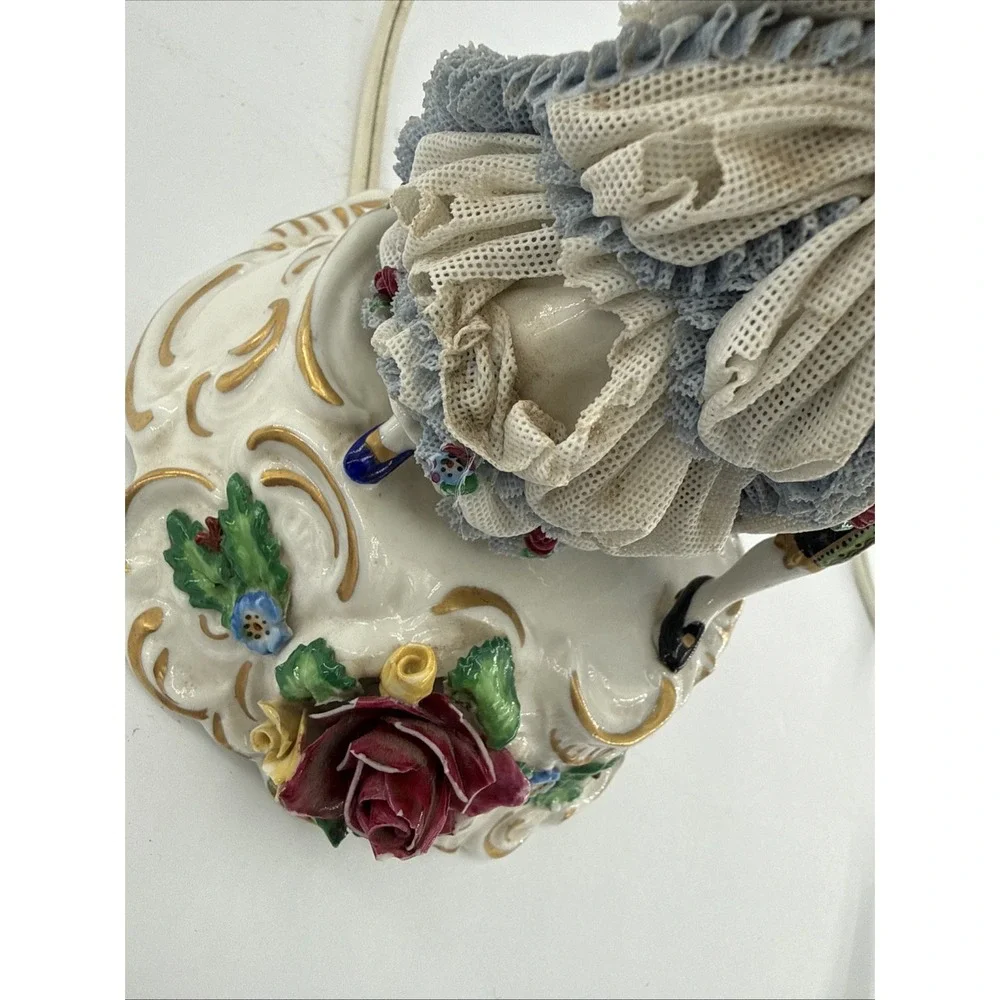 Pair VTG Unterweissbach Germany Porcelain Lace Courting Couple Lamps AS IS